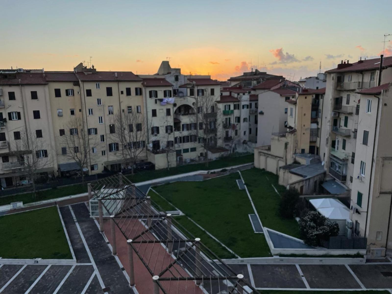 Centro Citta Con Le Comodita Livorno Luaran gambar